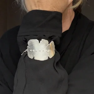 Cuff med länk, handgjort i silver. Link A 208.3