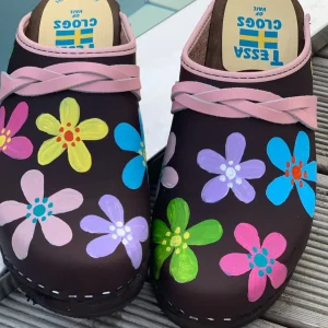Brown Flower Power